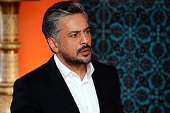 Россиянка упала в обморок во время концерта Эмре Алтуга